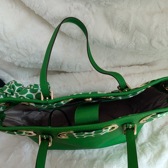 Michael Kors Kelly Green Satchel Tote Bag With Polka Dot Scarf HTF RARE COLOR - Picture 11 of 13